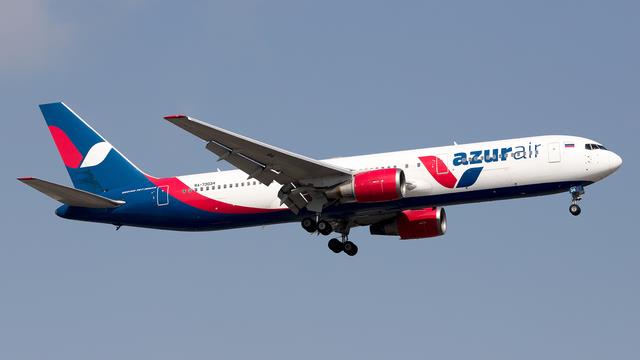 RA-73034:Boeing 767-300:Azur Air